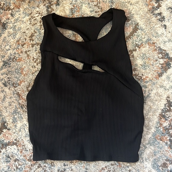NWOT CARBON38 Cut Out Halter Neck Ribbed Cami - Picture 5 of 7